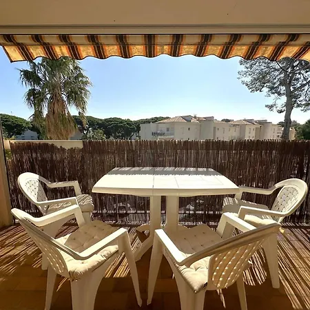 아파트 Hyephi T2 Pour 4 Personnes Dans Avec Piscine - Port