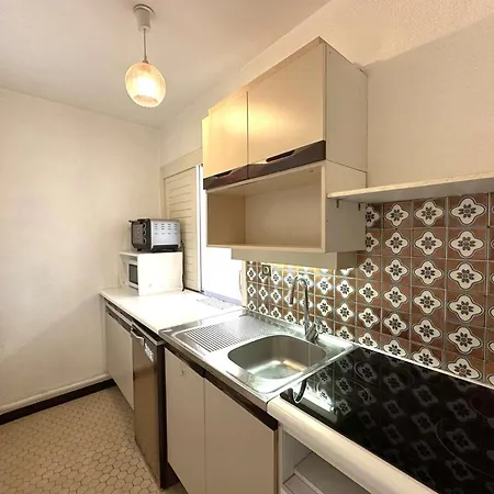 Apartament Hyephi T2 Pour 4 Personnes Dans Avec Piscine - Port